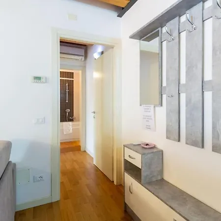 Giotto Elegant Apartment Padova